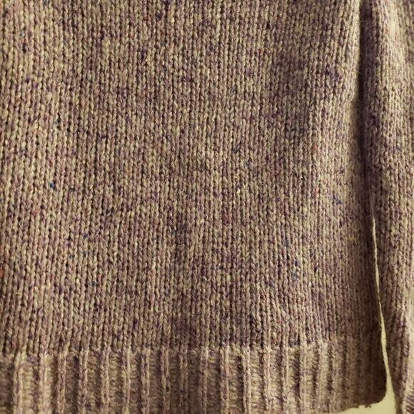 Beautiful Talbots lavender chunky sweater - Picture 5 of 5